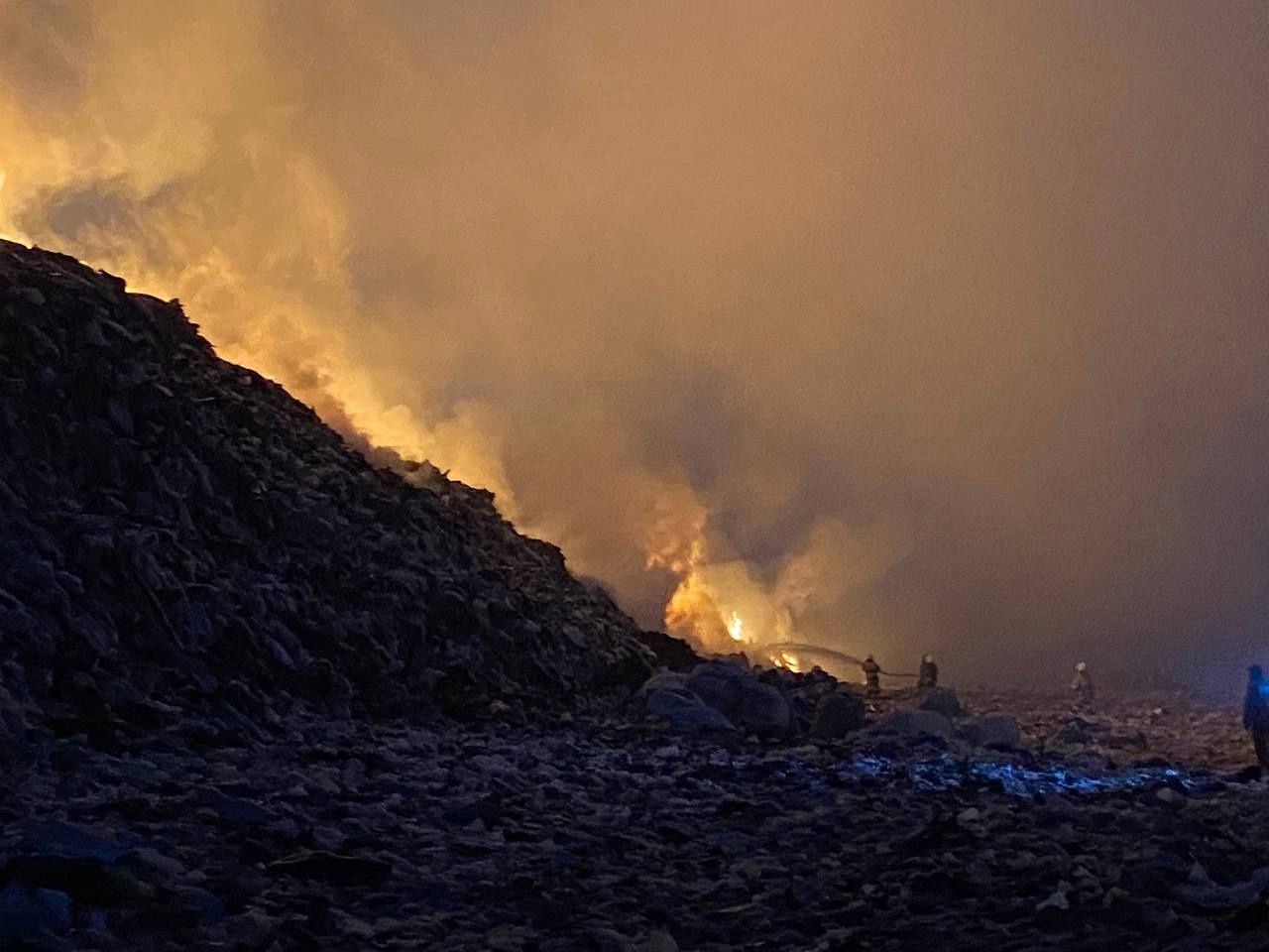 Глава Нефтеюганска прокомментировала пожар на старом полигоне ТБО