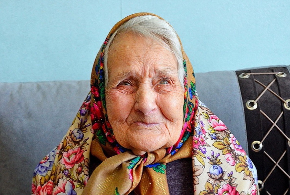 Владимир Путин поздравил жительницу Нефтеюганского района со 100-летием